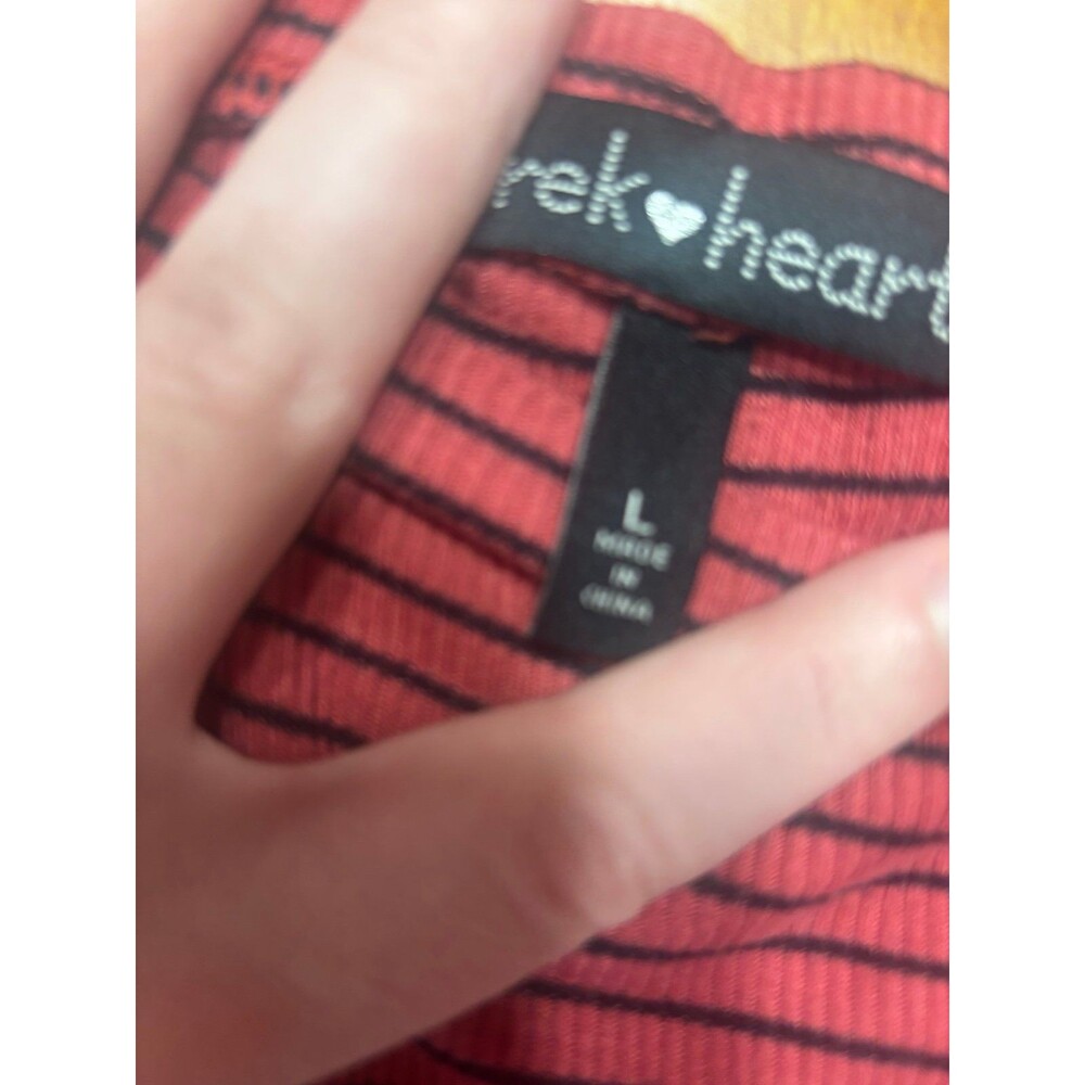 Derek Heart Red and Black Stripped Crop Top Size L - Picture 3 of 3